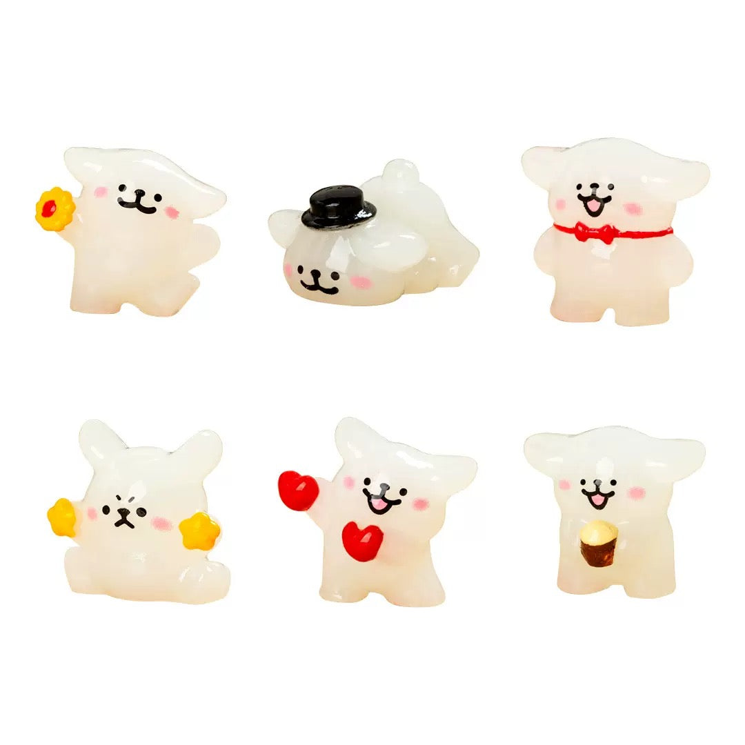 夜光のカートゥーンの白い子犬の装饰品