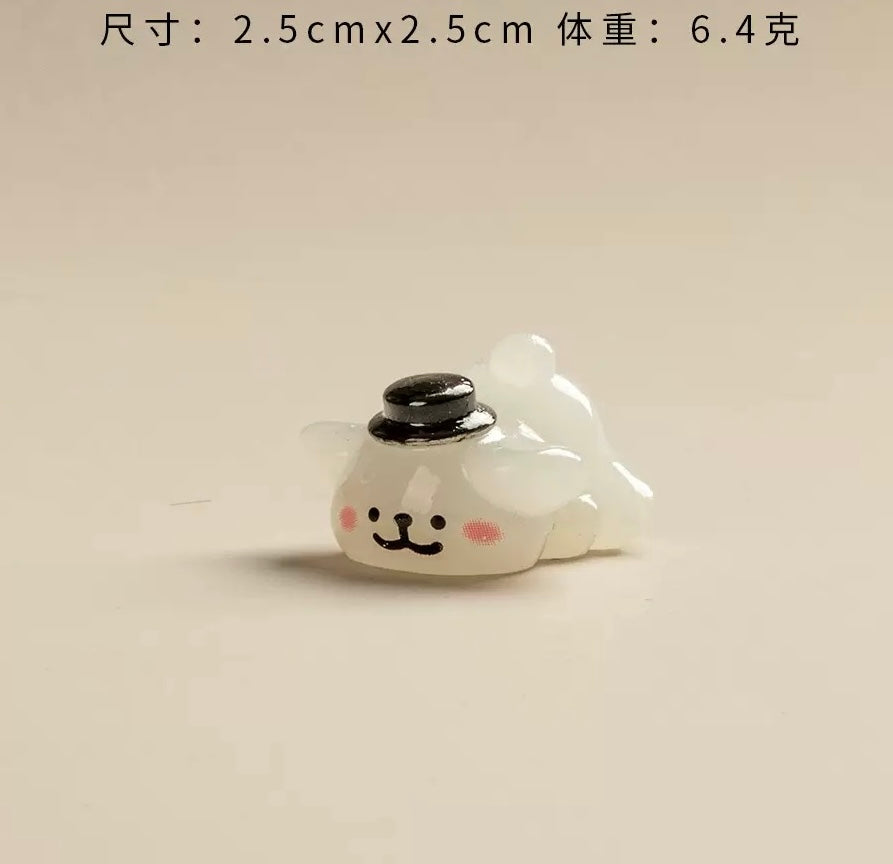 夜光のカートゥーンの白い子犬の装饰品