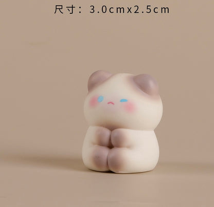 可愛がらせるネコの樹脂工芸品