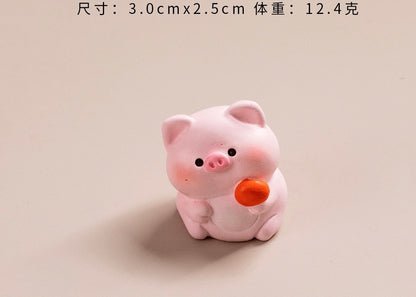 元気な子豚の樹脂工芸品