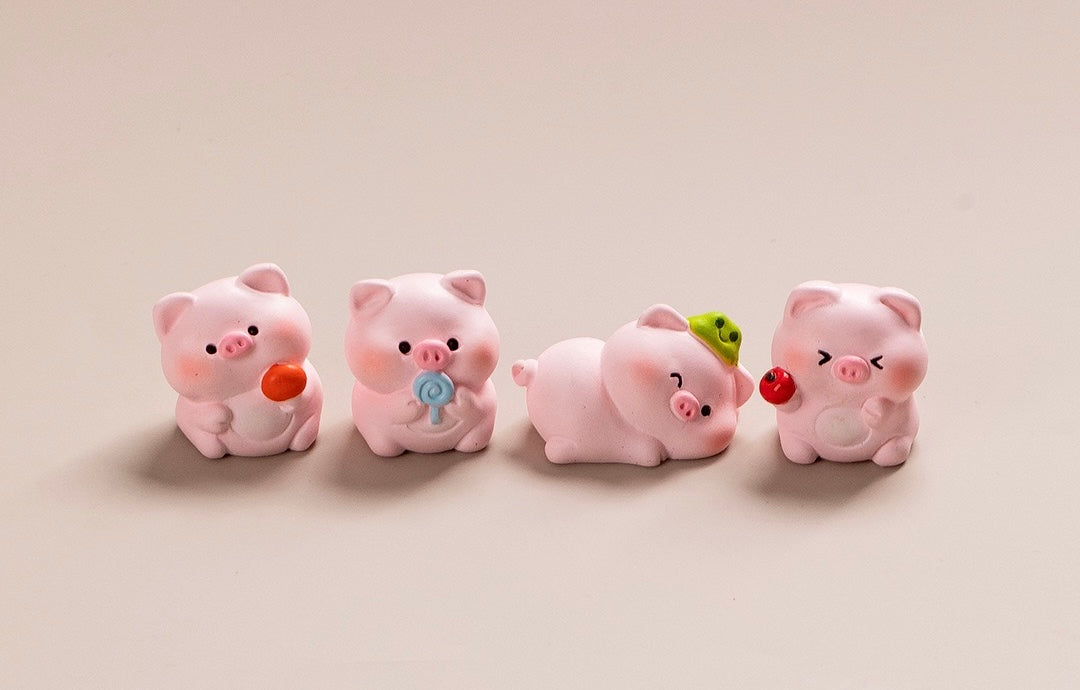 元気な子豚の樹脂工芸品