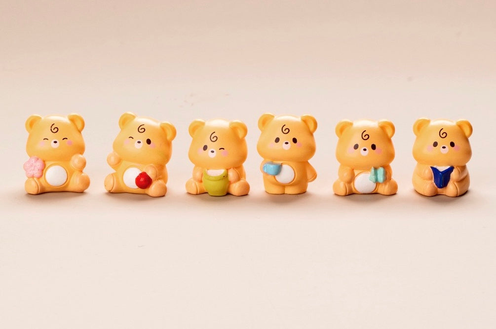 ぽっちゃり熊の樹脂工芸品