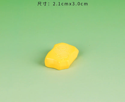 小さな恐竜の樹脂工芸品