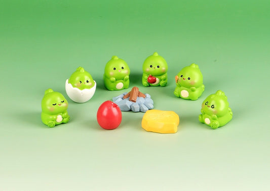 小さな恐竜の樹脂工芸品